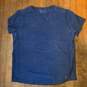 American Eagle Short Sleeve Navy T-shirt (XL)